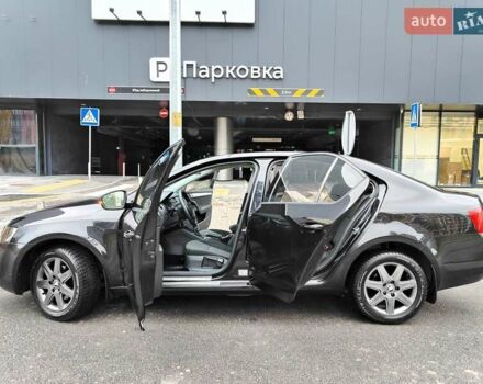 Черный Шкода Октавия, объемом двигателя 1.4 л и пробегом 252 тыс. км за 9990 $, фото 8 на Automoto.ua