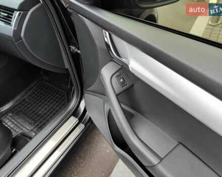 Черный Шкода Октавия, объемом двигателя 1.4 л и пробегом 252 тыс. км за 9990 $, фото 45 на Automoto.ua