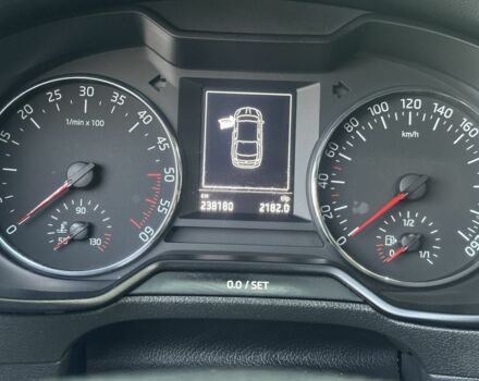 Чорний Шкода Октавія, об'ємом двигуна 1.6 л та пробігом 238 тис. км за 11500 $, фото 6 на Automoto.ua