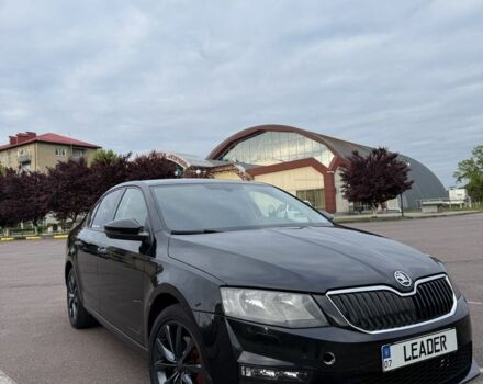 Черный Шкода Октавия, объемом двигателя 2 л и пробегом 272 тыс. км за 10000 $, фото 5 на Automoto.ua