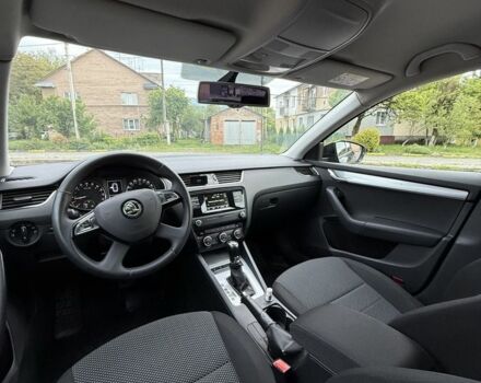 Черный Шкода Октавия, объемом двигателя 2 л и пробегом 272 тыс. км за 10000 $, фото 9 на Automoto.ua