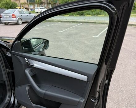 Черный Шкода Октавия, объемом двигателя 2 л и пробегом 272 тыс. км за 10000 $, фото 12 на Automoto.ua