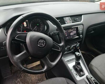 Черный Шкода Октавия, объемом двигателя 1.4 л и пробегом 221 тыс. км за 10900 $, фото 33 на Automoto.ua