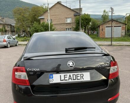 Черный Шкода Октавия, объемом двигателя 2 л и пробегом 272 тыс. км за 10000 $, фото 4 на Automoto.ua