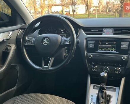 Черный Шкода Октавия, объемом двигателя 1.4 л и пробегом 319 тыс. км за 10700 $, фото 14 на Automoto.ua