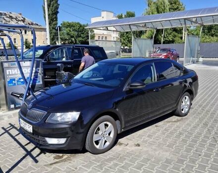Черный Шкода Октавия, объемом двигателя 1.8 л и пробегом 282 тыс. км за 10900 $, фото 7 на Automoto.ua