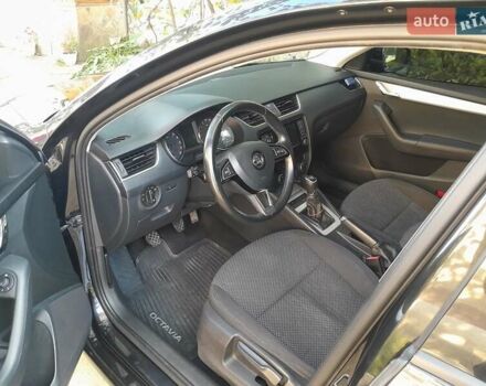 Чорний Шкода Октавія, об'ємом двигуна 1.6 л та пробігом 300 тис. км за 10950 $, фото 11 на Automoto.ua