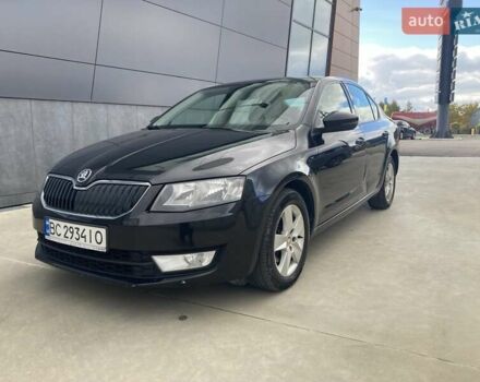 Черный Шкода Октавия, объемом двигателя 2 л и пробегом 294 тыс. км за 11800 $, фото 2 на Automoto.ua