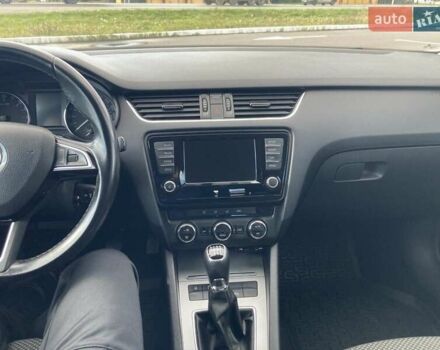 Черный Шкода Октавия, объемом двигателя 2 л и пробегом 294 тыс. км за 11800 $, фото 10 на Automoto.ua