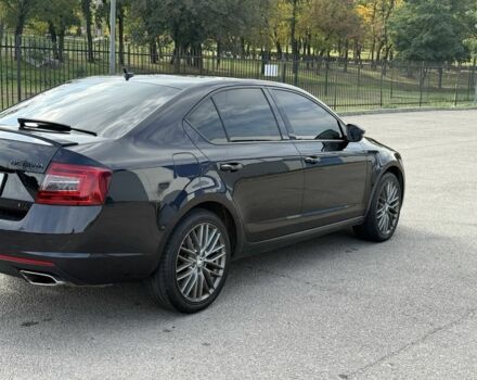 Черный Шкода Октавия, объемом двигателя 2 л и пробегом 132 тыс. км за 17900 $, фото 3 на Automoto.ua