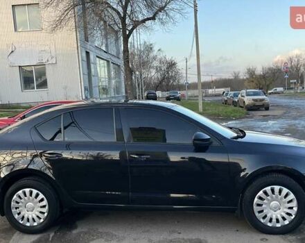 Черный Шкода Октавия, объемом двигателя 1.4 л и пробегом 319 тыс. км за 10700 $, фото 7 на Automoto.ua