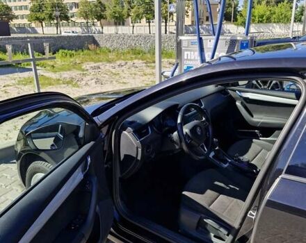 Черный Шкода Октавия, объемом двигателя 1.8 л и пробегом 282 тыс. км за 10900 $, фото 4 на Automoto.ua