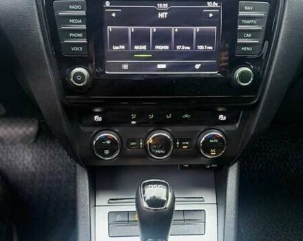 Чорний Шкода Октавія, об'ємом двигуна 1.6 л та пробігом 327 тис. км за 9900 $, фото 11 на Automoto.ua