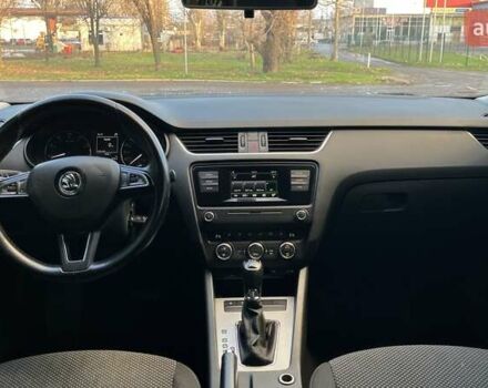 Черный Шкода Октавия, объемом двигателя 1.4 л и пробегом 319 тыс. км за 10700 $, фото 11 на Automoto.ua