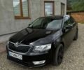 Черный Шкода Октавия, объемом двигателя 1.6 л и пробегом 300 тыс. км за 12000 $, фото 1 на Automoto.ua