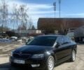 Черный Шкода Октавия, объемом двигателя 1.6 л и пробегом 327 тыс. км за 9550 $, фото 1 на Automoto.ua