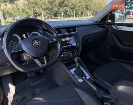 Шкода Октавія 2017 у Одесі на Automoto.ua Чорний Шкода Октавія, об'ємом двигуна 1.8 л та пробігом 260 тис. км за 14700 $, фото 24 на Automoto.ua