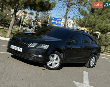 Шкода Октавія 2017 у Одесі на Automoto.ua Чорний Шкода Октавія, об'ємом двигуна 1.8 л та пробігом 260 тис. км за 14700 $, фото 1 на Automoto.ua