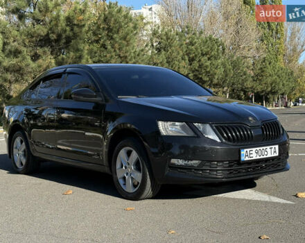 Шкода Октавія 2017 у Одесі на Automoto.ua Чорний Шкода Октавія, об'ємом двигуна 1.8 л та пробігом 260 тис. км за 14700 $, фото 3 на Automoto.ua