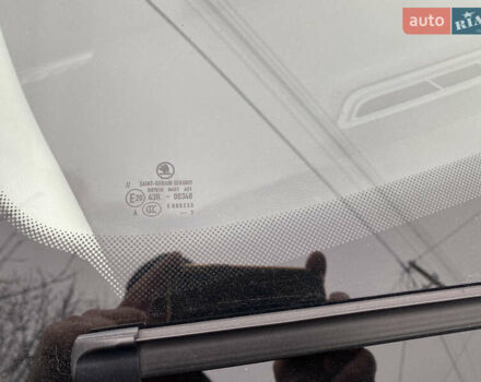 Черный Шкода Октавия, объемом двигателя 1.6 л и пробегом 269 тыс. км за 14200 $, фото 31 на Automoto.ua