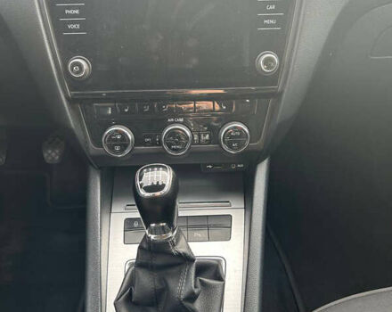 Шкода Октавія 2017 у Сумах на Automoto.ua Чорний Шкода Октавія, об'ємом двигуна 1.4 л та пробігом 124 тис. км за 13000 $, фото 9 на Automoto.ua