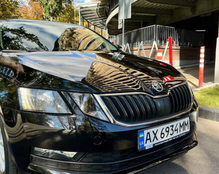 Шкода Октавия 2017 в Харькове на Automoto.ua Черный Шкода Октавия, объемом двигателя 1.8 л и пробегом 122 тыс. км за 15000 $, фото 1 на Automoto.ua
