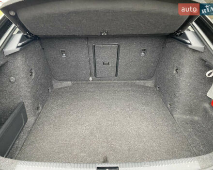 Черный Шкода Октавия, объемом двигателя 1.6 л и пробегом 269 тыс. км за 14200 $, фото 14 на Automoto.ua