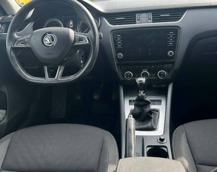 Шкода Октавія 2017 у Сумах на Automoto.ua Чорний Шкода Октавія, об'ємом двигуна 1.4 л та пробігом 124 тис. км за 13000 $, фото 5 на Automoto.ua