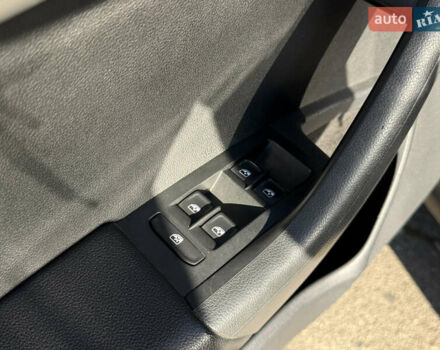 Шкода Октавія 2017 у Одесі на Automoto.ua Чорний Шкода Октавія, об'ємом двигуна 1.8 л та пробігом 260 тис. км за 14700 $, фото 15 на Automoto.ua