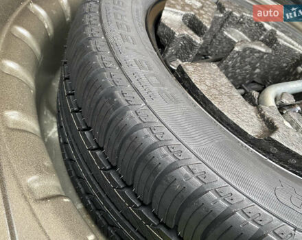 Черный Шкода Октавия, объемом двигателя 1.6 л и пробегом 269 тыс. км за 14200 $, фото 20 на Automoto.ua