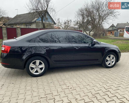 Черный Шкода Октавия, объемом двигателя 1.6 л и пробегом 269 тыс. км за 14200 $, фото 5 на Automoto.ua