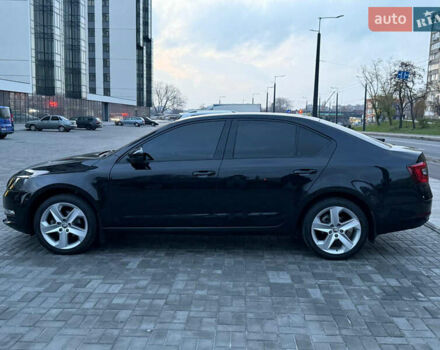 Черный Шкода Октавия, объемом двигателя 1.6 л и пробегом 61 тыс. км за 15900 $, фото 7 на Automoto.ua