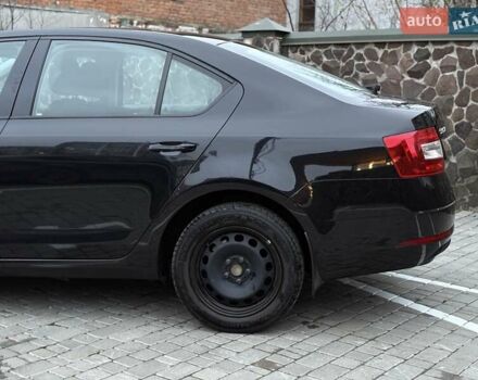 Черный Шкода Октавия, объемом двигателя 1.4 л и пробегом 117 тыс. км за 14100 $, фото 5 на Automoto.ua