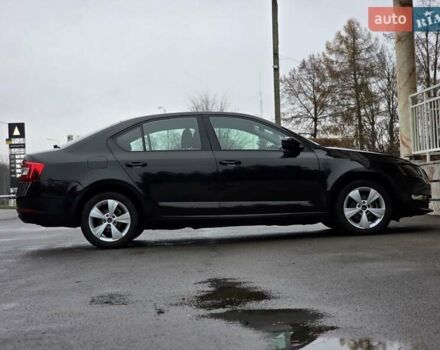 Чорний Шкода Октавія, об'ємом двигуна 2 л та пробігом 228 тис. км за 13999 $, фото 8 на Automoto.ua