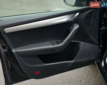 Чорний Шкода Октавія, об'ємом двигуна 2 л та пробігом 228 тис. км за 13999 $, фото 35 на Automoto.ua