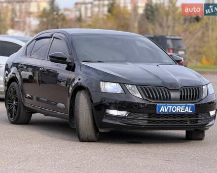 Чорний Шкода Октавія, об'ємом двигуна 1.8 л та пробігом 165 тис. км за 16500 $, фото 3 на Automoto.ua