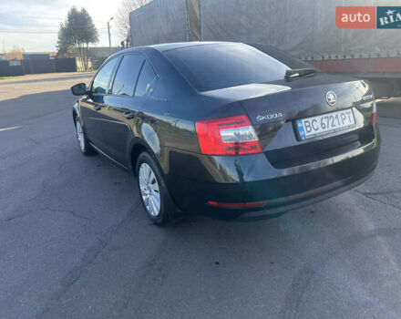 Чорний Шкода Октавія, об'ємом двигуна 1.4 л та пробігом 357 тис. км за 10500 $, фото 4 на Automoto.ua