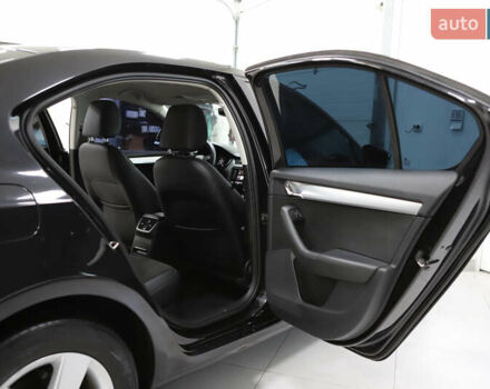 Черный Шкода Октавия, объемом двигателя 1.97 л и пробегом 163 тыс. км за 15900 $, фото 68 на Automoto.ua