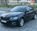 Черный Шкода Октавия, объемом двигателя 1.6 л и пробегом 61 тыс. км за 15900 $, фото 9 на Automoto.ua