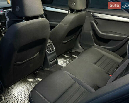 Черный Шкода Октавия, объемом двигателя 1.6 л и пробегом 61 тыс. км за 15900 $, фото 16 на Automoto.ua