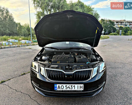 Чорний Шкода Октавія, об'ємом двигуна 2.01 л та пробігом 165 тис. км за 18550 $, фото 25 на Automoto.ua