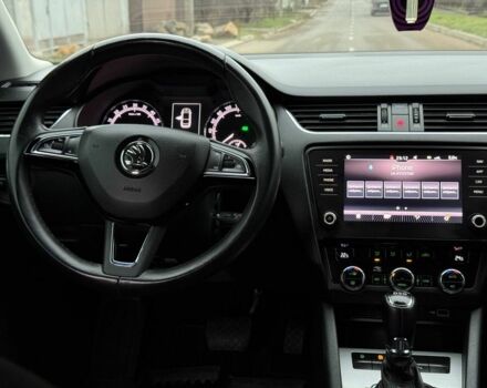 Черный Шкода Октавия, объемом двигателя 1.6 л и пробегом 250 тыс. км за 13999 $, фото 7 на Automoto.ua