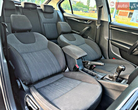 Чорний Шкода Октавія, об'ємом двигуна 2.01 л та пробігом 165 тис. км за 18550 $, фото 70 на Automoto.ua