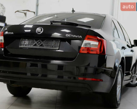 Черный Шкода Октавия, объемом двигателя 1.97 л и пробегом 163 тыс. км за 15900 $, фото 5 на Automoto.ua