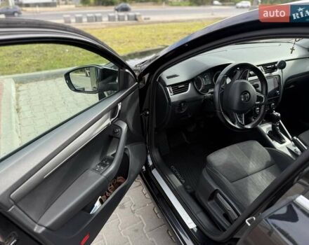 Шкода Октавия 2018 в Львове на Automoto.ua Черный Шкода Октавия, объемом двигателя 1.6 л и пробегом 247 тыс. км за 15900 $, фото 9 на Automoto.ua