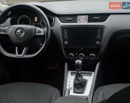 Чорний Шкода Октавія, об'ємом двигуна 2 л та пробігом 228 тис. км за 13999 $, фото 29 на Automoto.ua