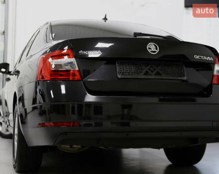 Черный Шкода Октавия, объемом двигателя 1.97 л и пробегом 163 тыс. км за 15900 $, фото 4 на Automoto.ua