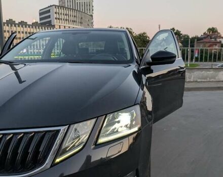 Черный Шкода Октавия, объемом двигателя 1.97 л и пробегом 195 тыс. км за 18200 $, фото 1 на Automoto.ua