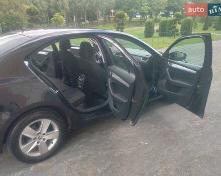 Чорний Шкода Октавія, об'ємом двигуна 1.6 л та пробігом 210 тис. км за 11900 $, фото 31 на Automoto.ua