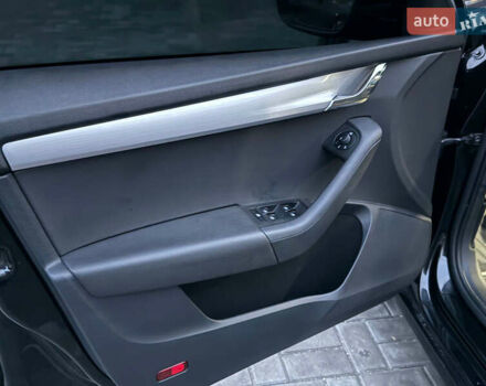 Черный Шкода Октавия, объемом двигателя 1.6 л и пробегом 61 тыс. км за 15900 $, фото 15 на Automoto.ua